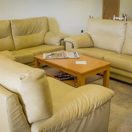 Guest house Meseguer 2*