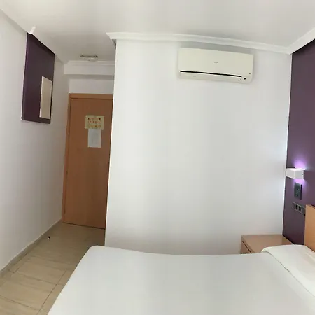 梅塞格尔旅馆 招待所 2*