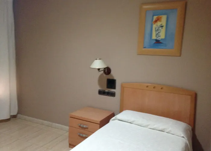 Meseguer Vendégház 2*