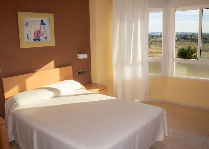 Meseguer Vendégház El Altet